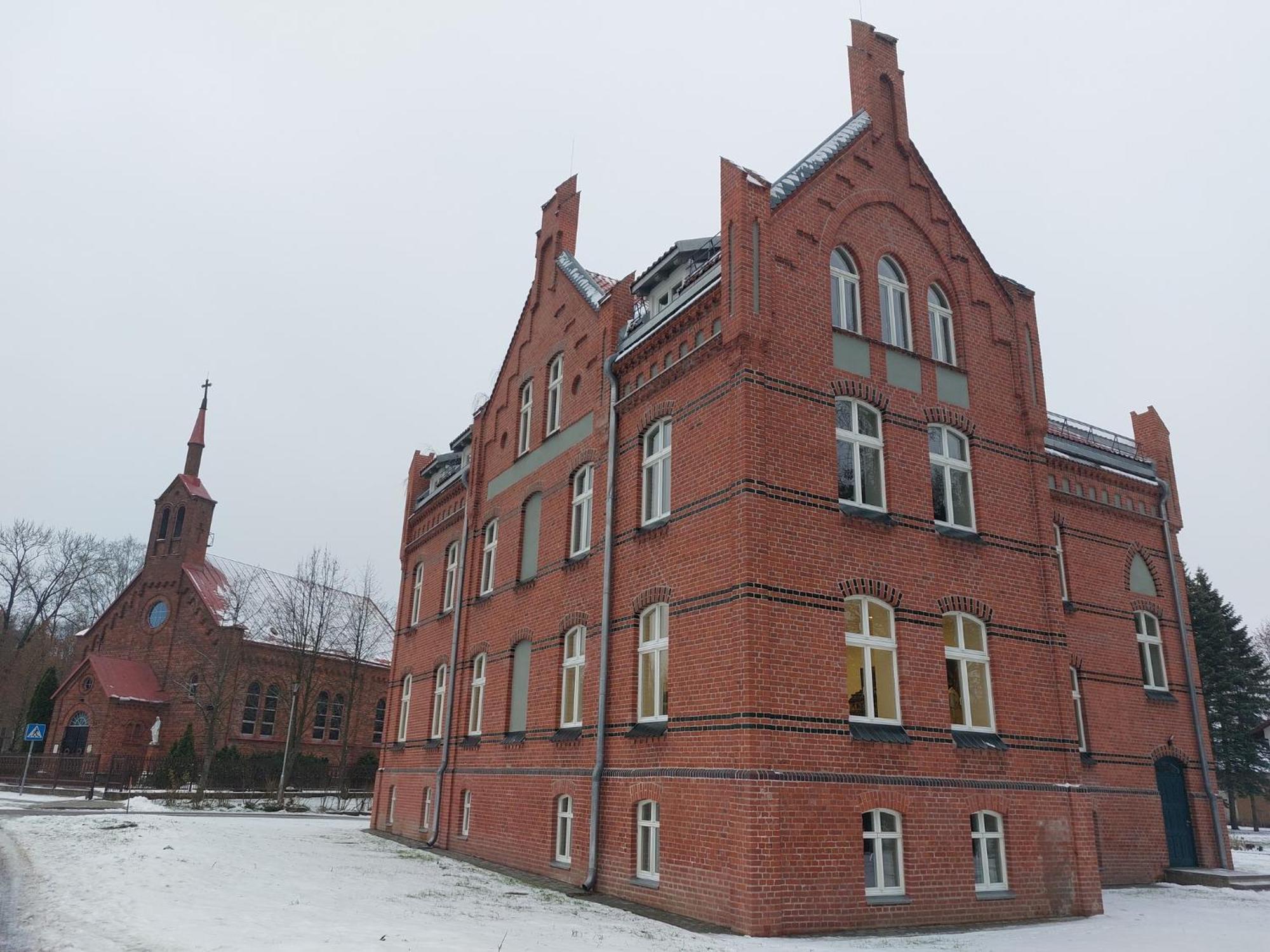 Eglute Hotel Silute Exterior photo